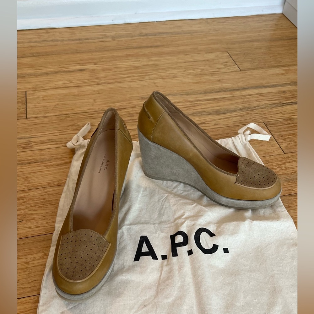 Caramel APC A.P.C. Wedges In Size 39 / 8 Never Worn